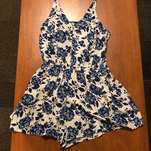 DIVIDED Blue Floral Romper